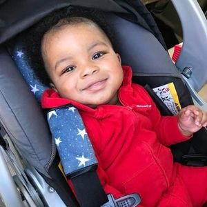 GMI Woman, 18, Black